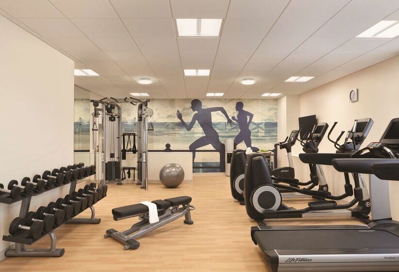 Отель Hyatt House Virginia Beach/oceanfront