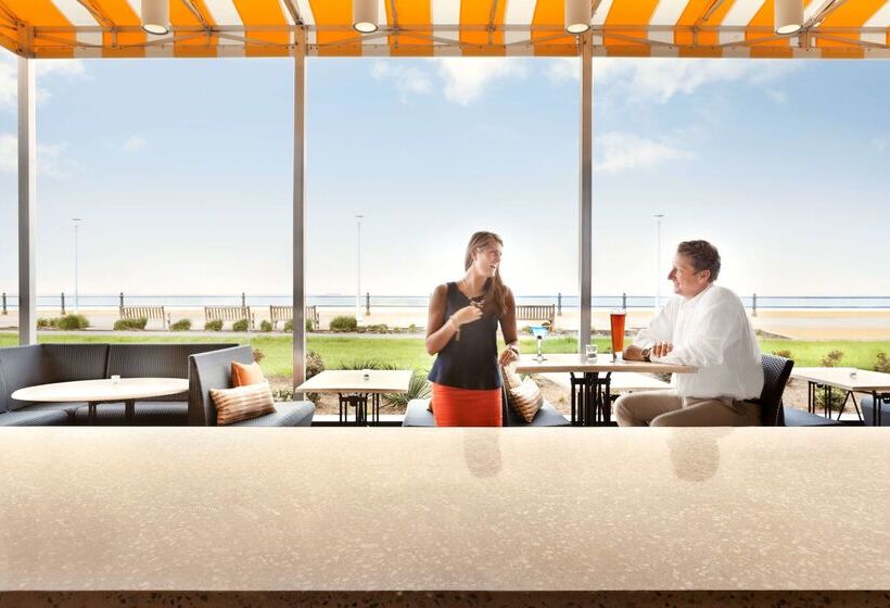 Отель Hyatt House Virginia Beach/oceanfront