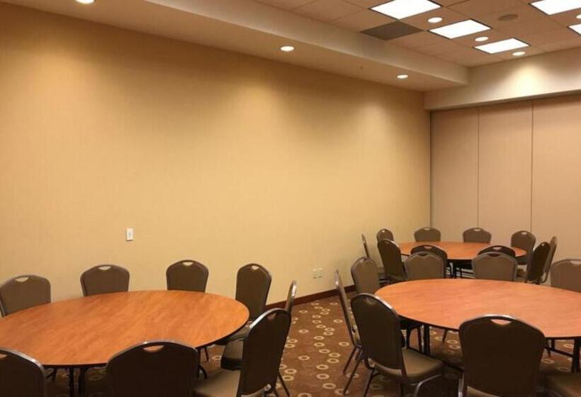 Отель Hyatt Place Des Moines/downtown