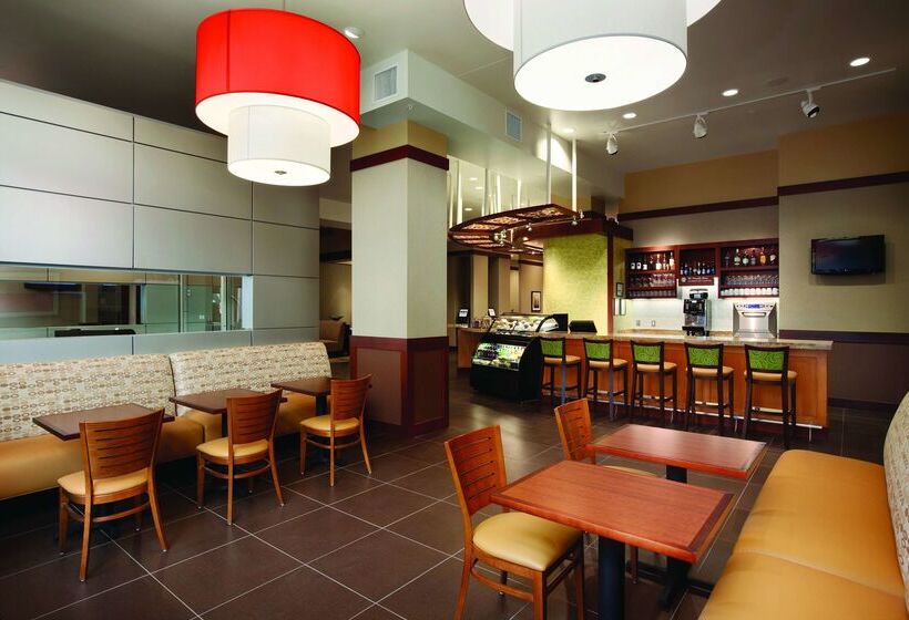 Отель Hyatt Place Des Moines/downtown