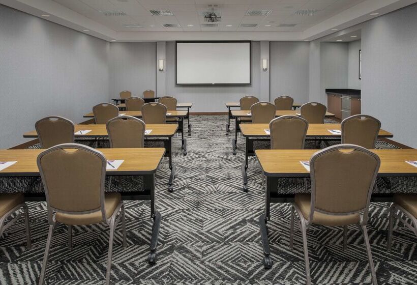 בית מלון כפרי Hyatt Place Sugar Land