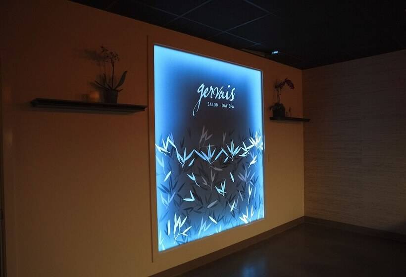 ホテル Inn At The 5th