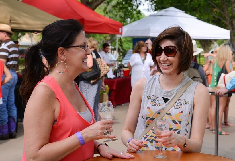 호텔 Inn On Lake Granbury