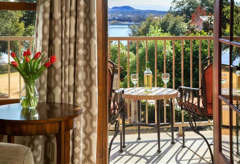 ホテル Inn On Lake Granbury