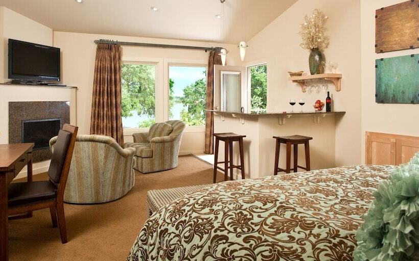 호텔 Inn On Lake Granbury