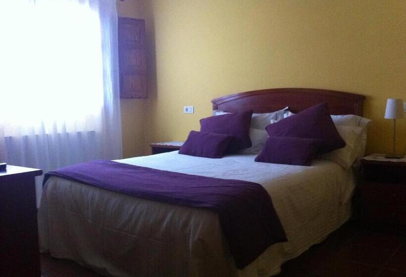 בית מלון כפרי L Ermita Casa Ripo