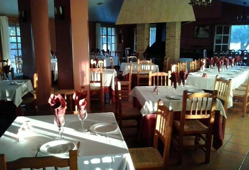 בית מלון כפרי L Ermita Casa Ripo