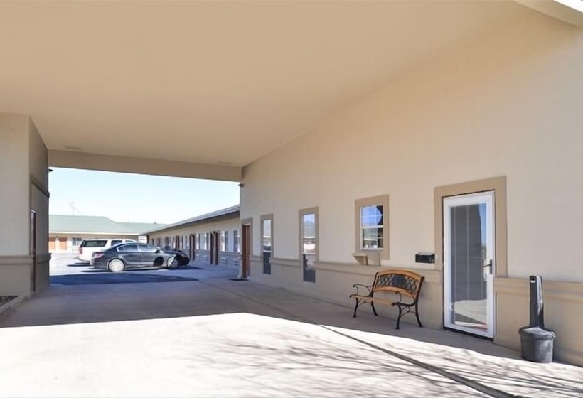 ホテル La Bonita Inn & Suites Mccamey