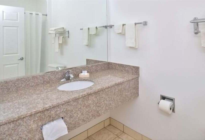 ホテル La Bonita Inn & Suites Mccamey