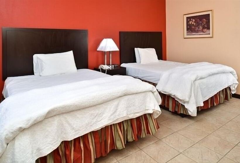 ホテル La Bonita Inn & Suites Mccamey