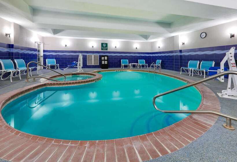 בית מלון כפרי La Quinta By Wyndham Denton   University Drive