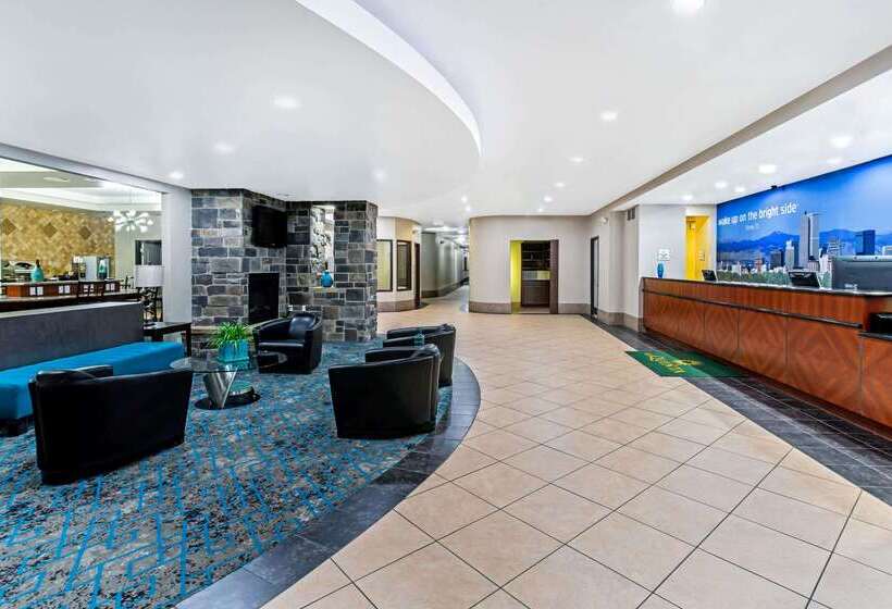 هتل La Quinta By Wyndham Denver Gateway Park