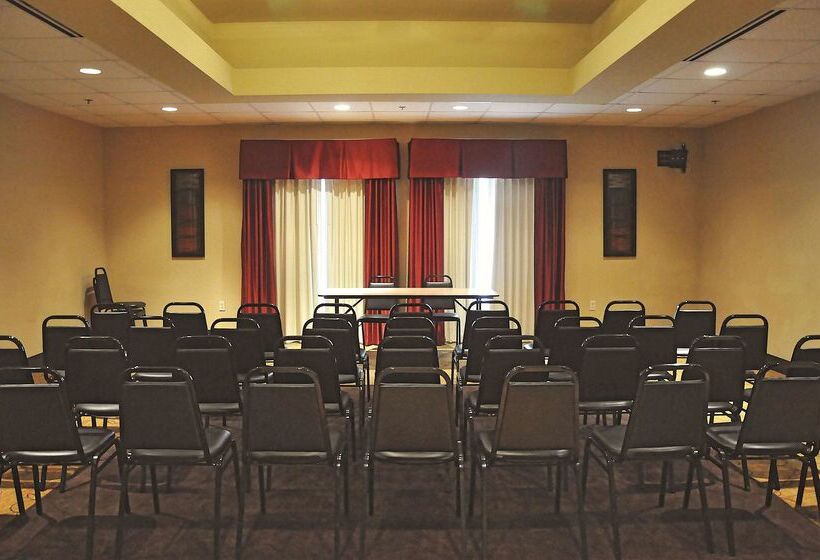 فندق La Quinta Inn & Suites By Wyndham Hammond