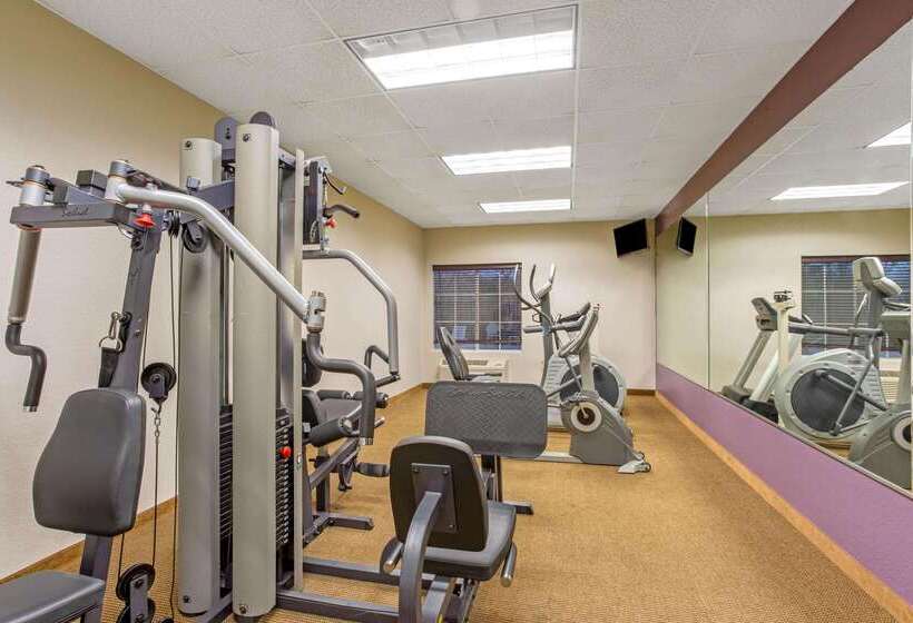 فندق La Quinta Inn & Suites By Wyndham Hammond