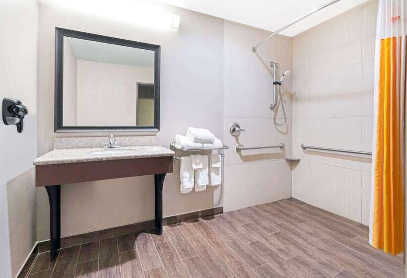 فندق La Quinta By Wyndham Mcalester