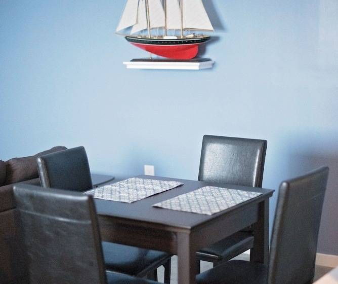 Отель Ledges By The Bay