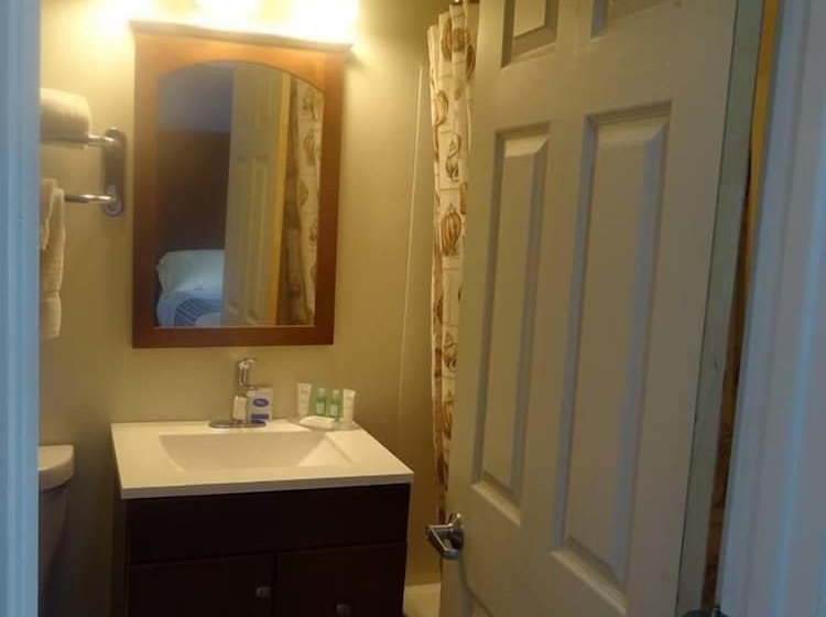 Отель Ledges By The Bay