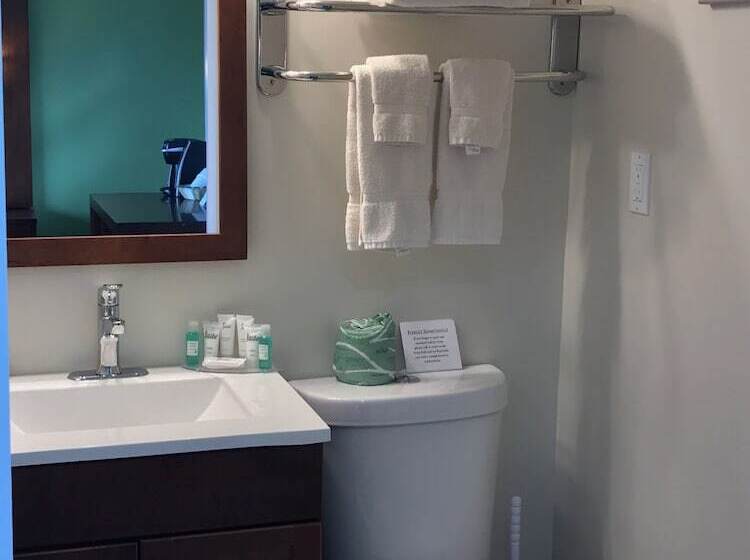 酒店 Ledges By The Bay