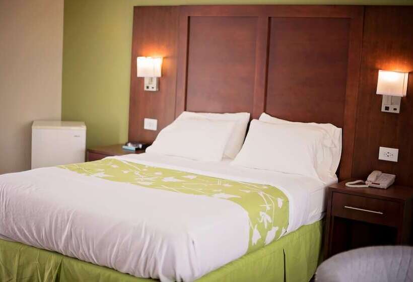 호텔 Ledges By The Bay