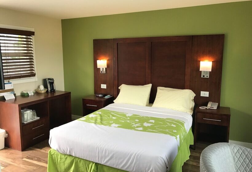 Отель Ledges By The Bay