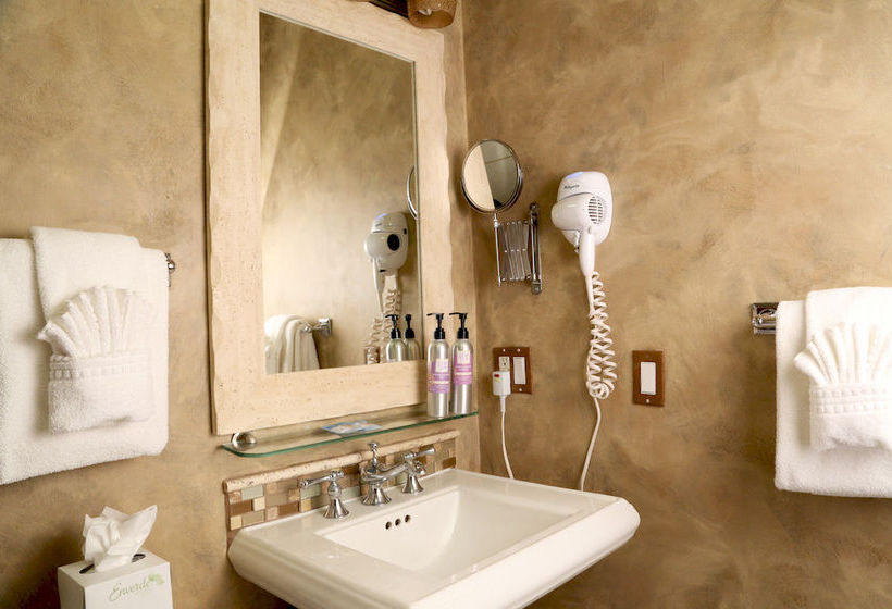 בית מלון כפרי Luxx Boutique