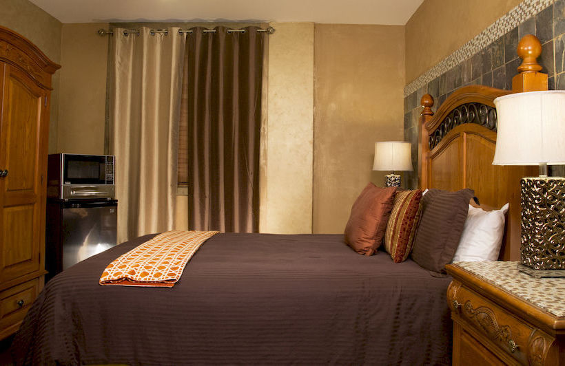 בית מלון כפרי Luxx Boutique