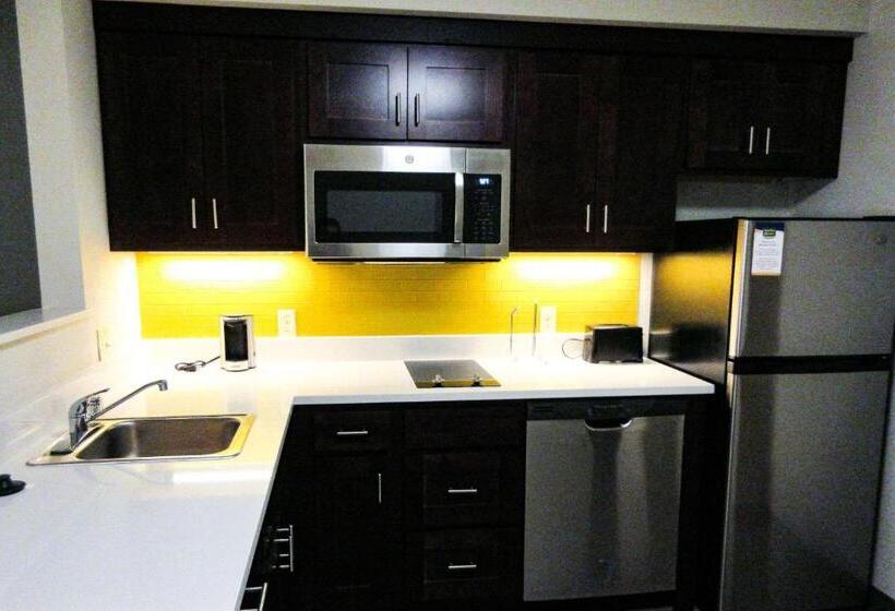 هتل Mainstay Suites Spokane Airport