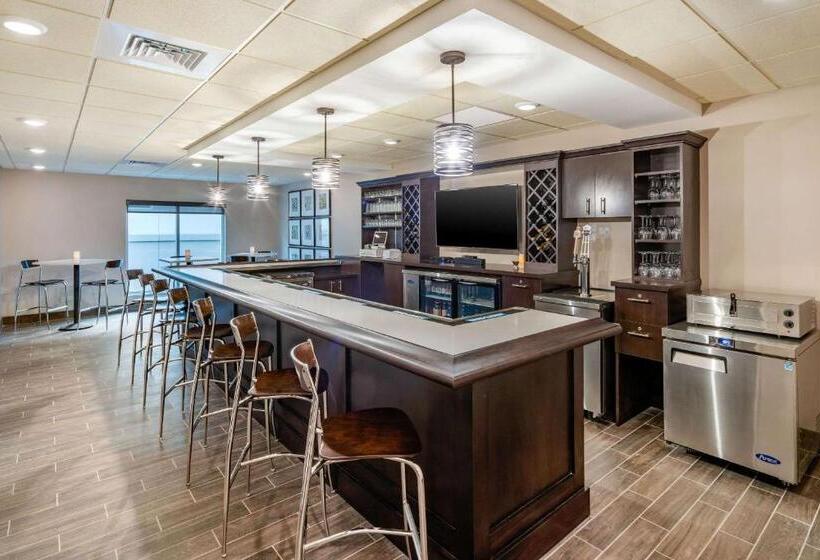 هتل Mainstay Suites Spokane Airport