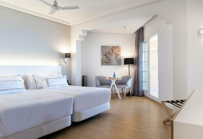 בית מלון כפרי Meliá Isla Canela