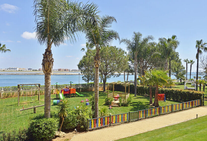 בית מלון כפרי Meliá Isla Canela