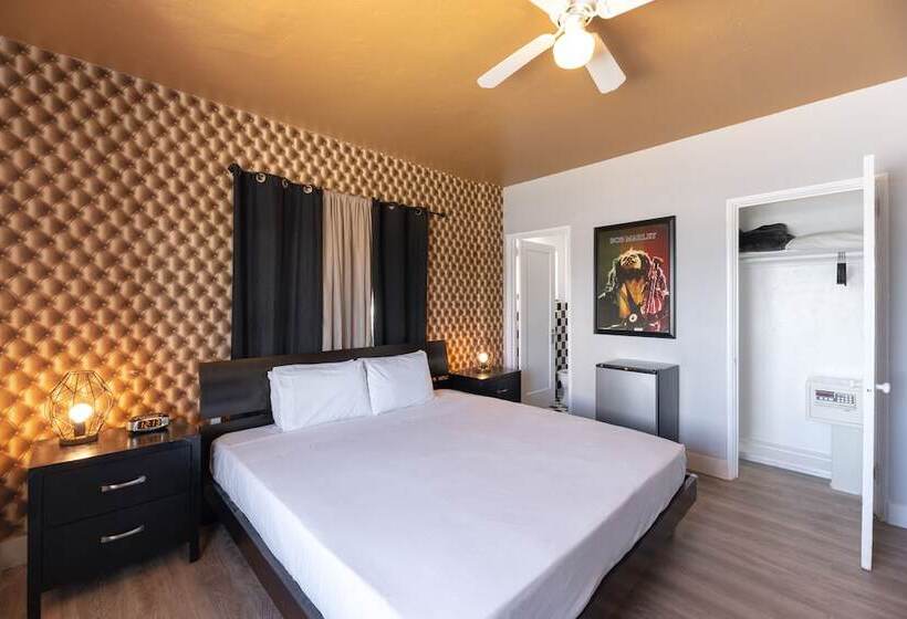 ホテル Notebook Miami Beach