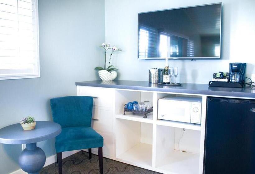 فندق Ocean Echo Inn & Beach Cottages