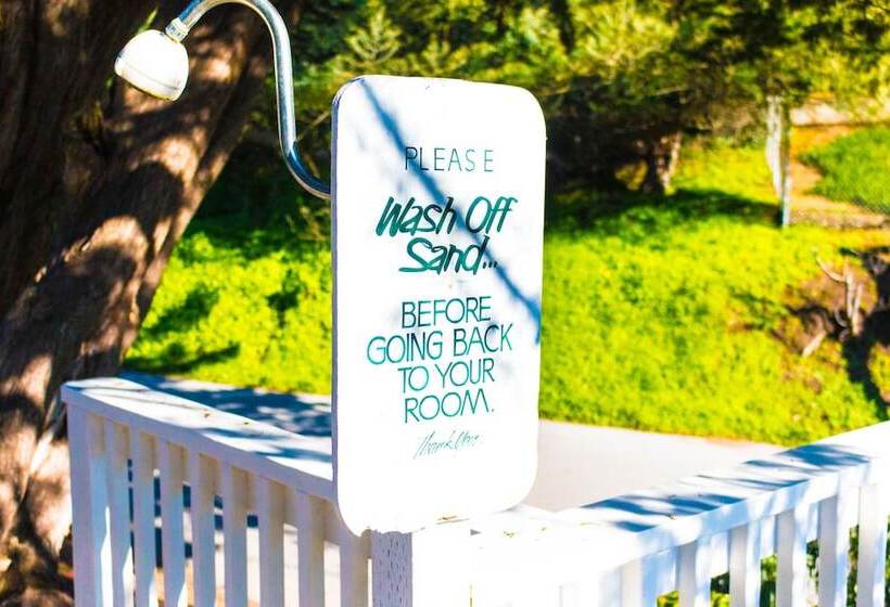 فندق Ocean Echo Inn & Beach Cottages