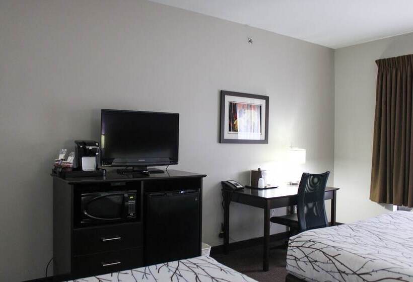 酒店 Parkwood Inn & Suites