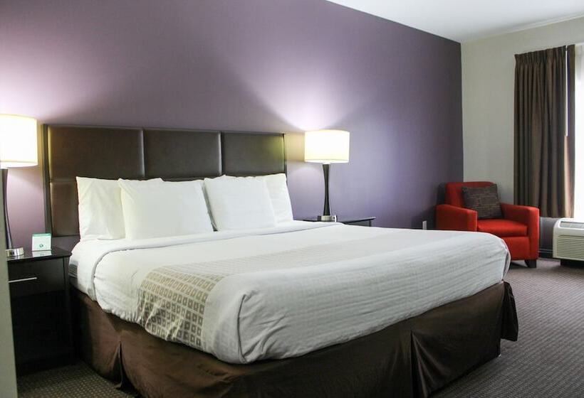 酒店 Parkwood Inn & Suites