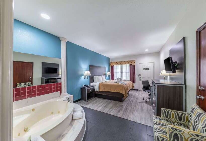 호텔 Quality Inn & Suites Canton