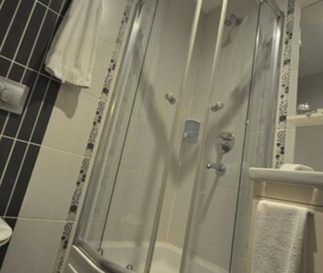 Отель Retropera