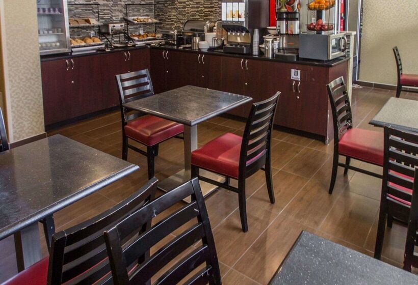 فندق Rodeway Inn Bronx Zoo