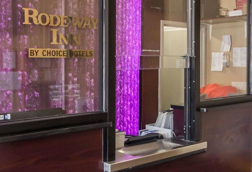 فندق Rodeway Inn Bronx Zoo