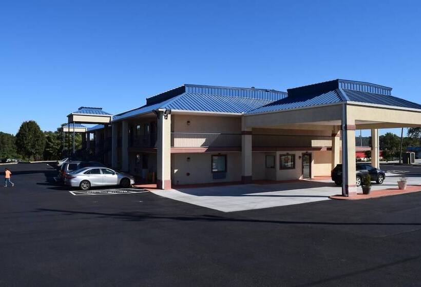 فندق Royal Inn & Suites