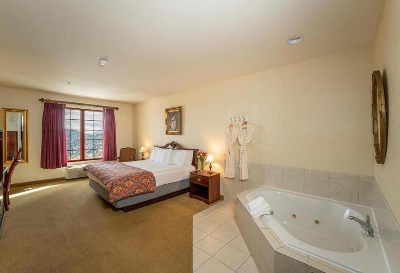 فندق Silverland Inn