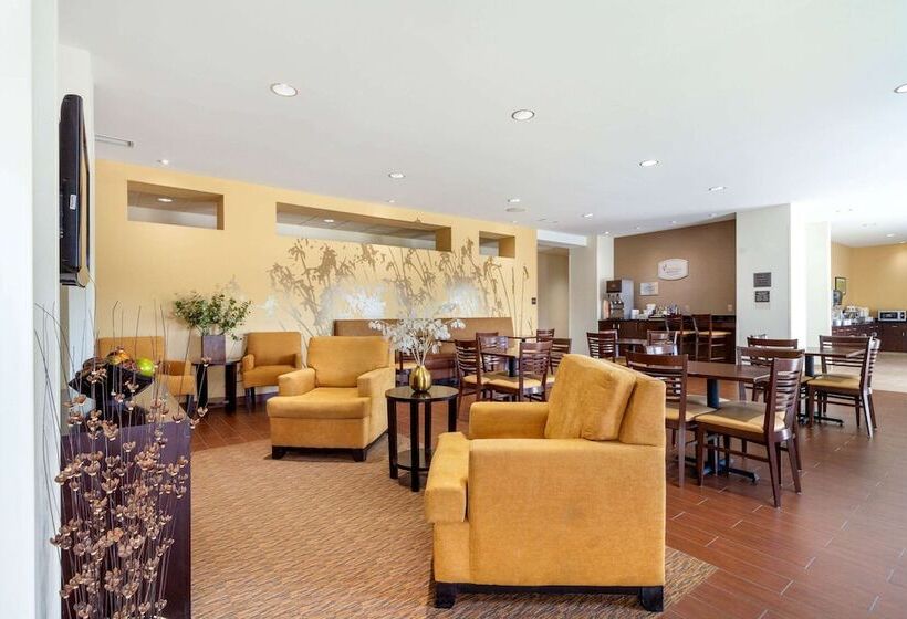 Отель Sleep Inn & Suites Bismarck I94