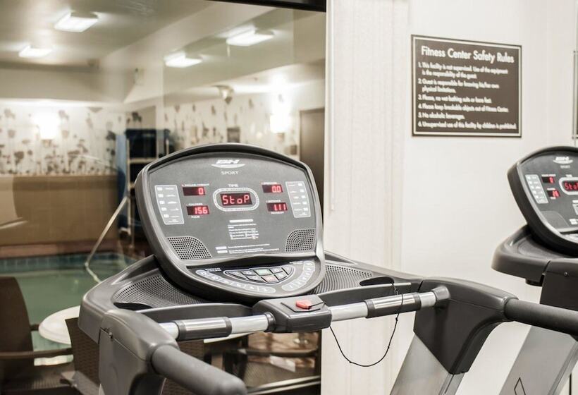 酒店 Sleep Inn & Suites Fort Campbell