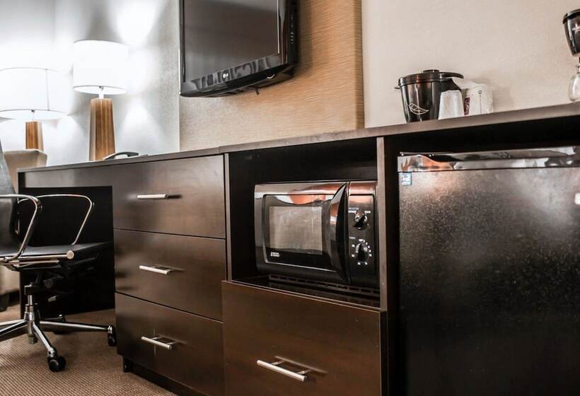 호텔 Sleep Inn & Suites Fort Campbell