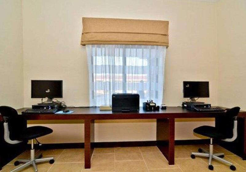 호텔 Sleep Inn & Suites Fort Campbell