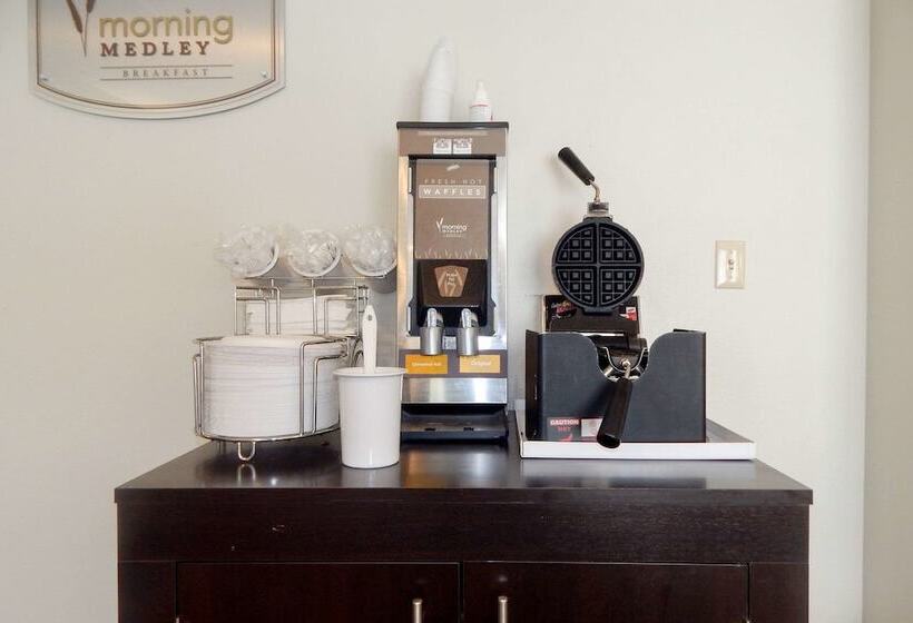 فندق Sleep Inn & Suites Near Liberty Place I65