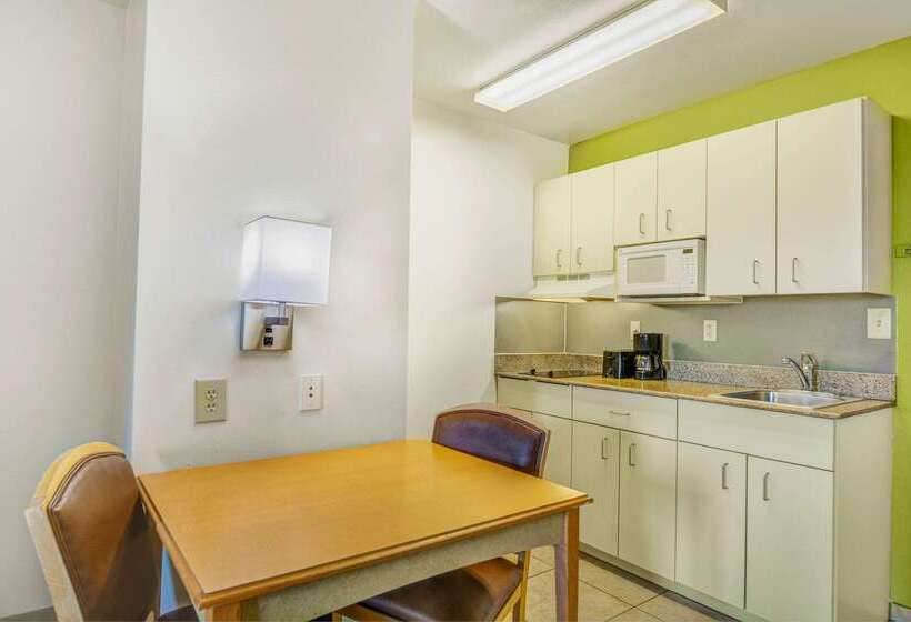 בית מלון כפרי Studio 6 Opelika, Al   Auburn Al