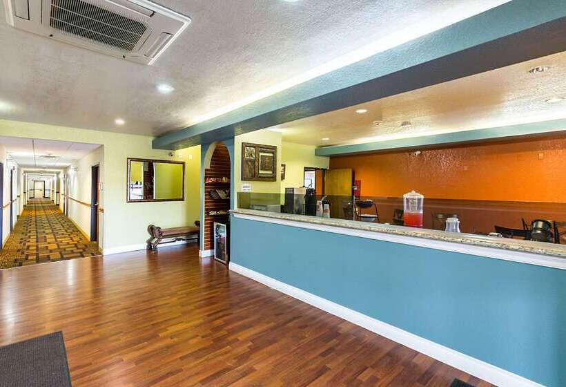 호텔 Suburban Studios Beaumont