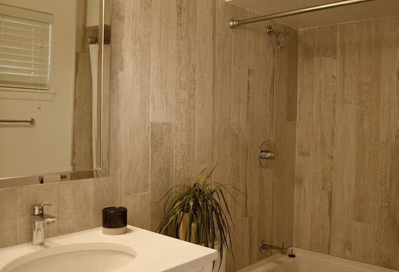 فندق Sun N Sound