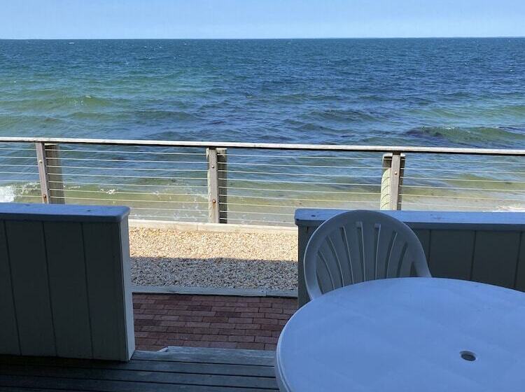 فندق Sun N Sound